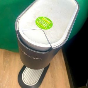Sodastream Sparkling Water maker